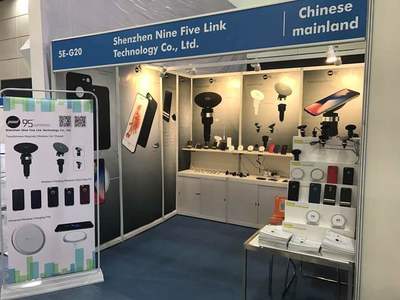 九五无线携最新iphone X充电产品亮相37届香港秋季电子产品展