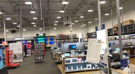 国外电脑城真的便宜吗？《电脑报》疯狂博士实地揭秘海外电子产品销售生态